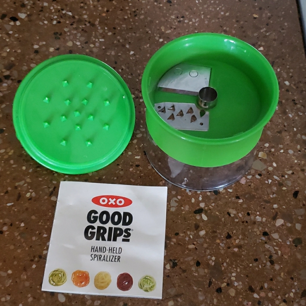 Good grips hand-held spiralizer